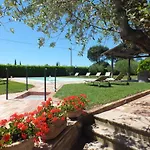 Agriturismo Wine Casale Chiara *