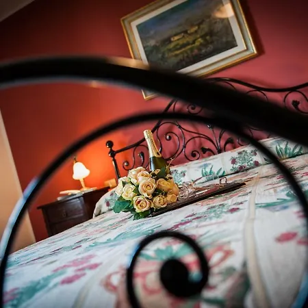 Agriturismo Wine Casale Chiara Farm stay