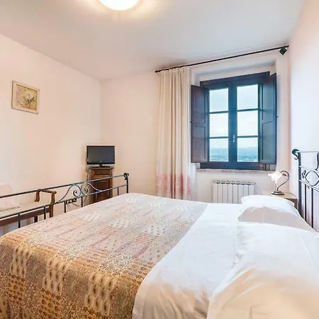 Agriturismo Wine Casale Chiara Farm stay